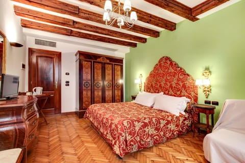 TV and multimedia, Bedroom