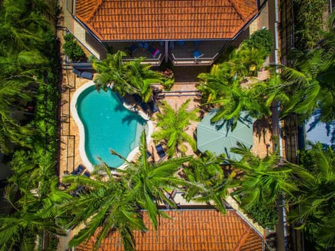 Bird's eye view, Swimming pool