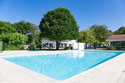 Patio, Swimming pool