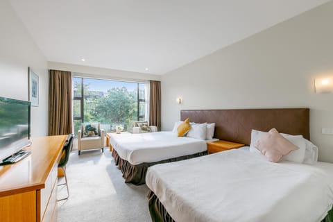 Bed, Photo of the whole room, Bedroom, bunk bed
