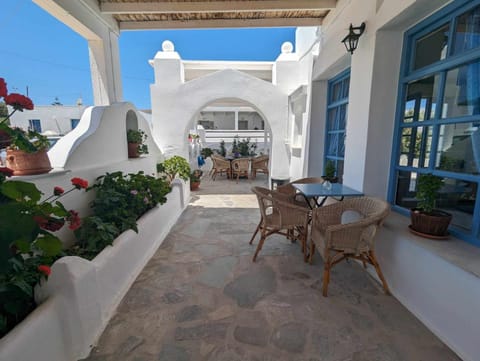 Barbaras Apartment hotel in Naousa