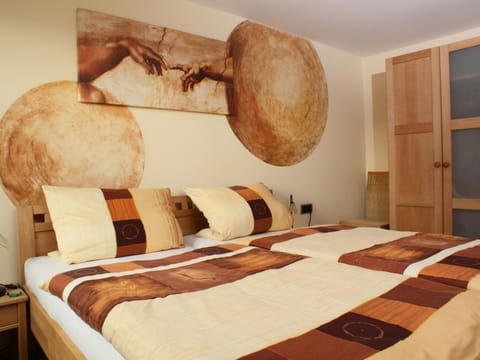 Living room, Bedroom