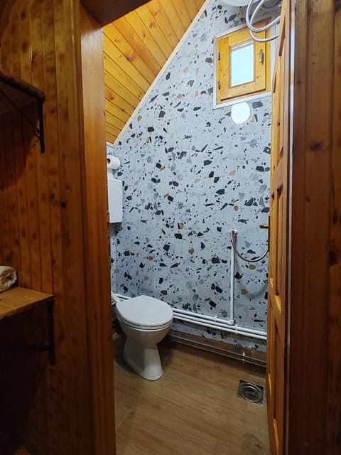 Rural haushold Konak Vukovica kolibe Nature lodge in Montenegro