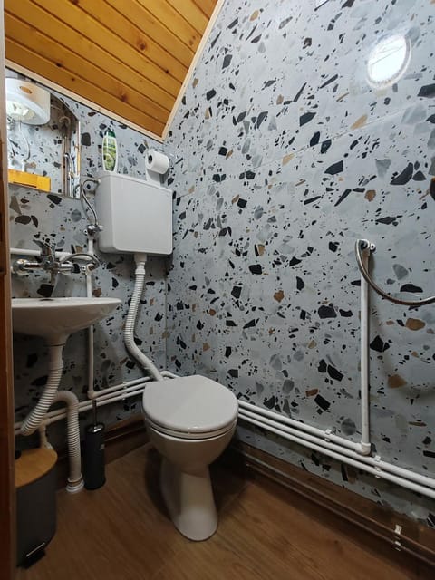 Rural haushold Konak Vukovica kolibe Nature lodge in Montenegro