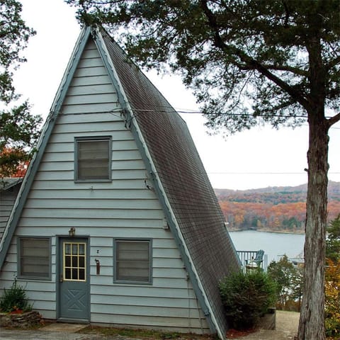 Lake view, Pool view