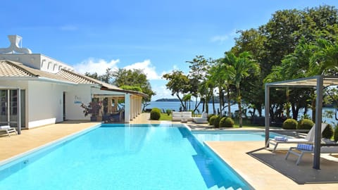 Restaurant/places to eat, Restaurant/places to eat, Lounge or bar, Garden view, Pool view, Sea view, Swimming pool, Swimming pool