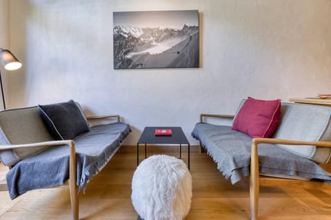 Brévent Loft Cozy 3-bedroom duplex 250m to Planpraz cable car Apartment in Chamonix