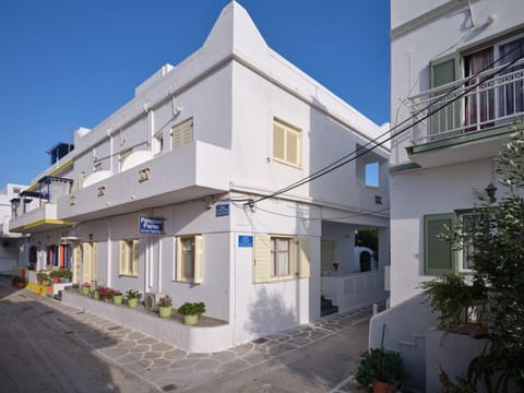 Pension Paros Anna Spanou Bed and Breakfast in Paros