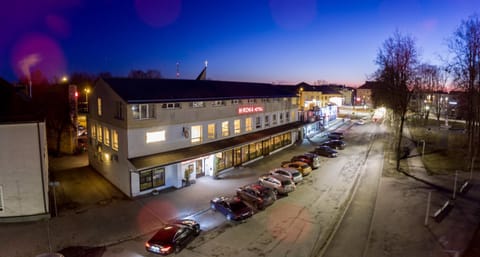 Property building, Spring, Night, Neighbourhood, Bird's eye view, Street view, Parking