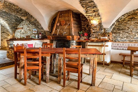 Agriturismo il Fiocco Farm Stay in Piedmont