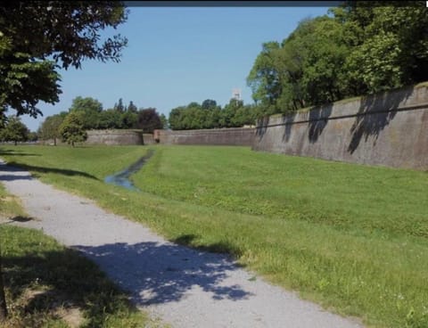 Laisa Bed and Breakfast in Lucca