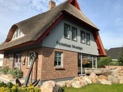 Property building, Garden view