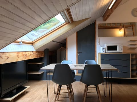 Living room, Dining area