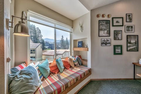 3302 Sun Meadows Apartment in Kirkwood