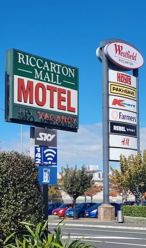 Property building, Property logo or sign