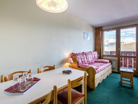 La Plagne : Appartement 2 pièces pour 5, balcon, proche pistes - FR-1-353-68 Apartment in Landry