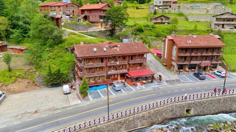 Property building, Natural landscape, Bird's eye view, City view, Parking