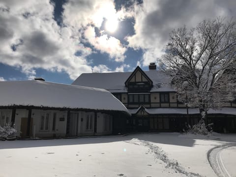 Property building, Day, Winter