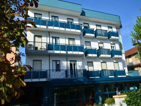 Facade/entrance, Facade/entrance