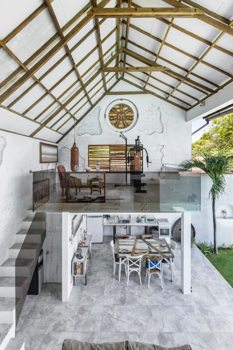 Property building, Fitness centre/facilities, Dining area