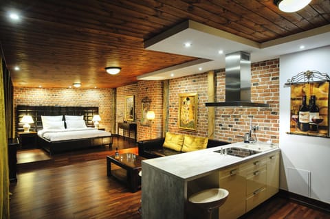 Kitchen or kitchenette, Living room, Seating area