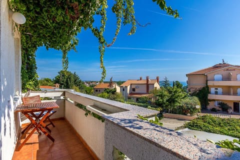 Apartment Lenka Apartment in Premantura