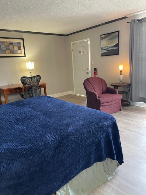 ANS INN & SUITES Inn in Winchester