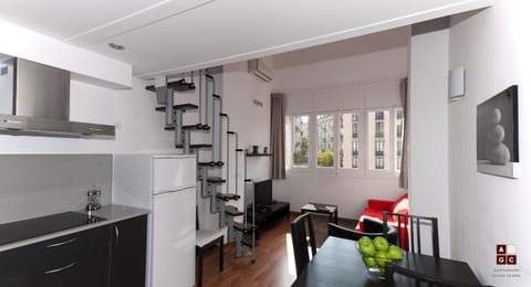 Kitchen or kitchenette, Living room