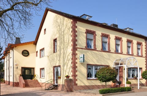Landhaus Warndtwald Hotel in Saarland, 66, Germany