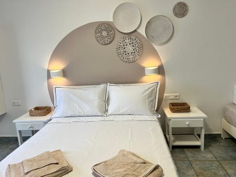 Vavanos Studios Bed and Breakfast in Naousa