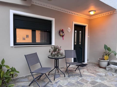 Mina Apartments Apartment in Poros