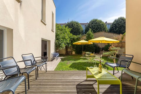 Patio, Garden, Garden, Balcony/Terrace, Garden view