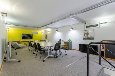 TV and multimedia, Meeting/conference room