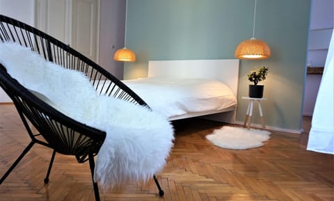 Decorative detail, Bedroom