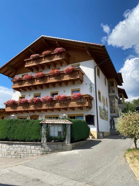 Property building, Balcony/Terrace