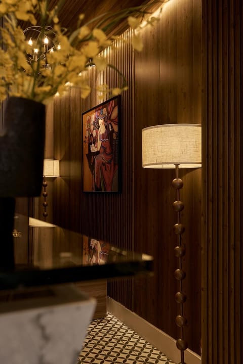 Decorative detail, Seating area