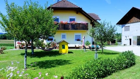 Property building, Facade/entrance, Summer, Garden, Garden view, Inner courtyard view