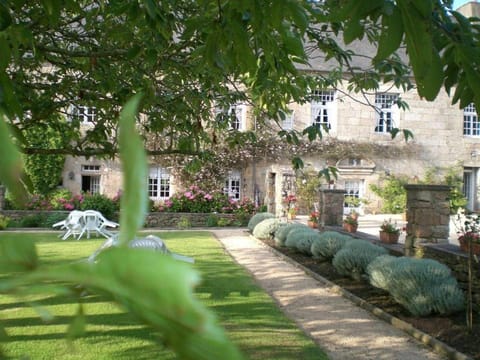 Property building, Garden, Garden view
