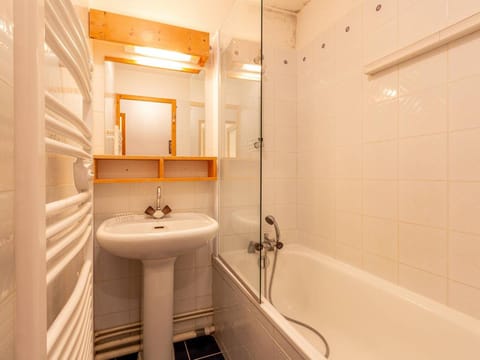 Appartement à Méribel Mottaret avec départ skis aux pieds, balcon et mezzanine - FR-1-355-19 Apartment in Les Allues