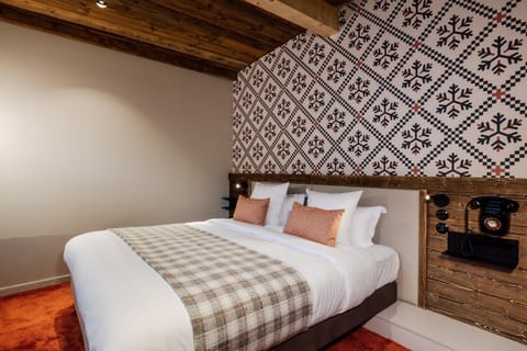 Bed, Photo of the whole room