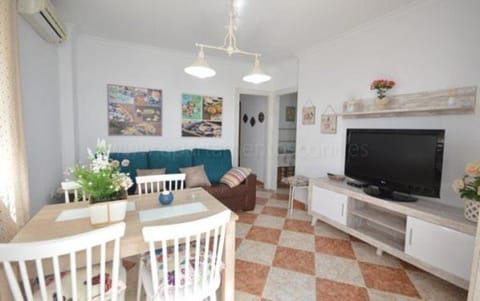 TV and multimedia, Living room, Dining area, air conditioner
