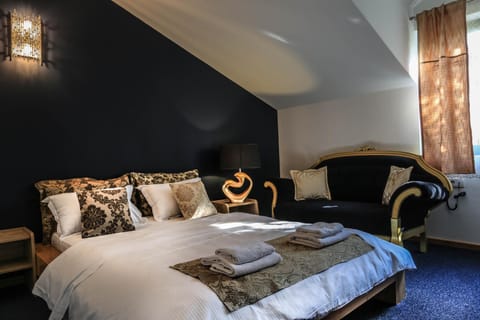 Bed, Bedroom, City view