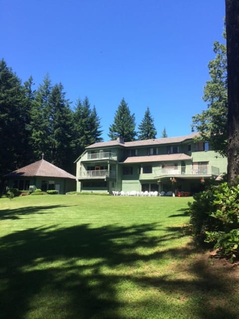 Property building, Natural landscape