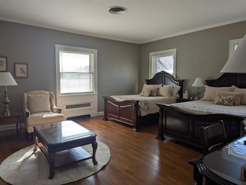 Bed, Bathroom, View (from property/room), Seating area, Bedroom