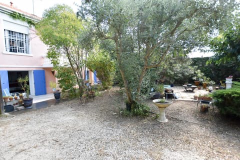 Moulin Rose, Parking - Jardin Apartment in Arles