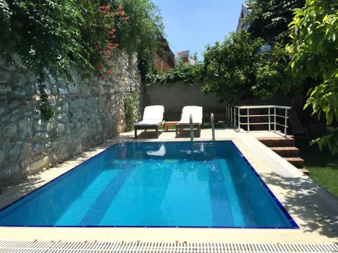 Garden, Swimming pool, Swimming pool