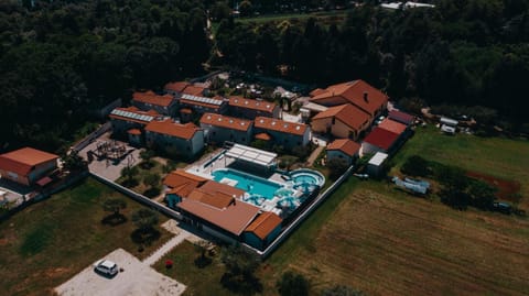 Bird's eye view, Swimming pool