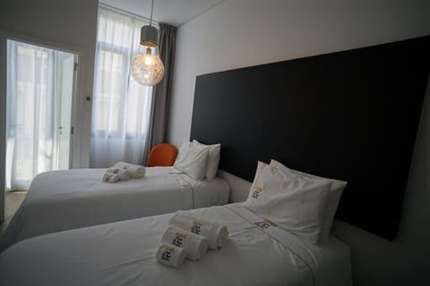 Balcony/Terrace, Bedroom, air conditioner