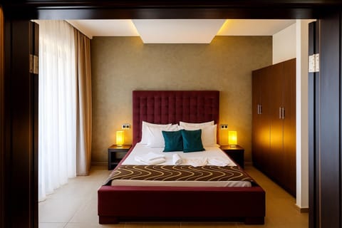 Bed, Bedroom, wardrobe