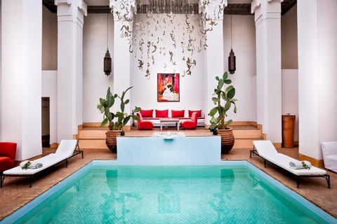 Swimming pool, Swimming pool